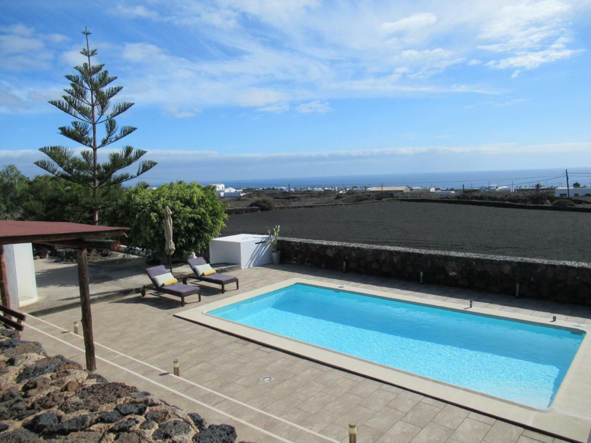 Apartamento El Cercado Tías Exterior foto